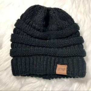 Zooron Ponytail Beanie